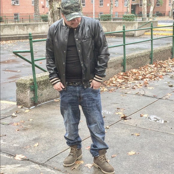 Meet your Posher, Christopher - Picture 3 of 4